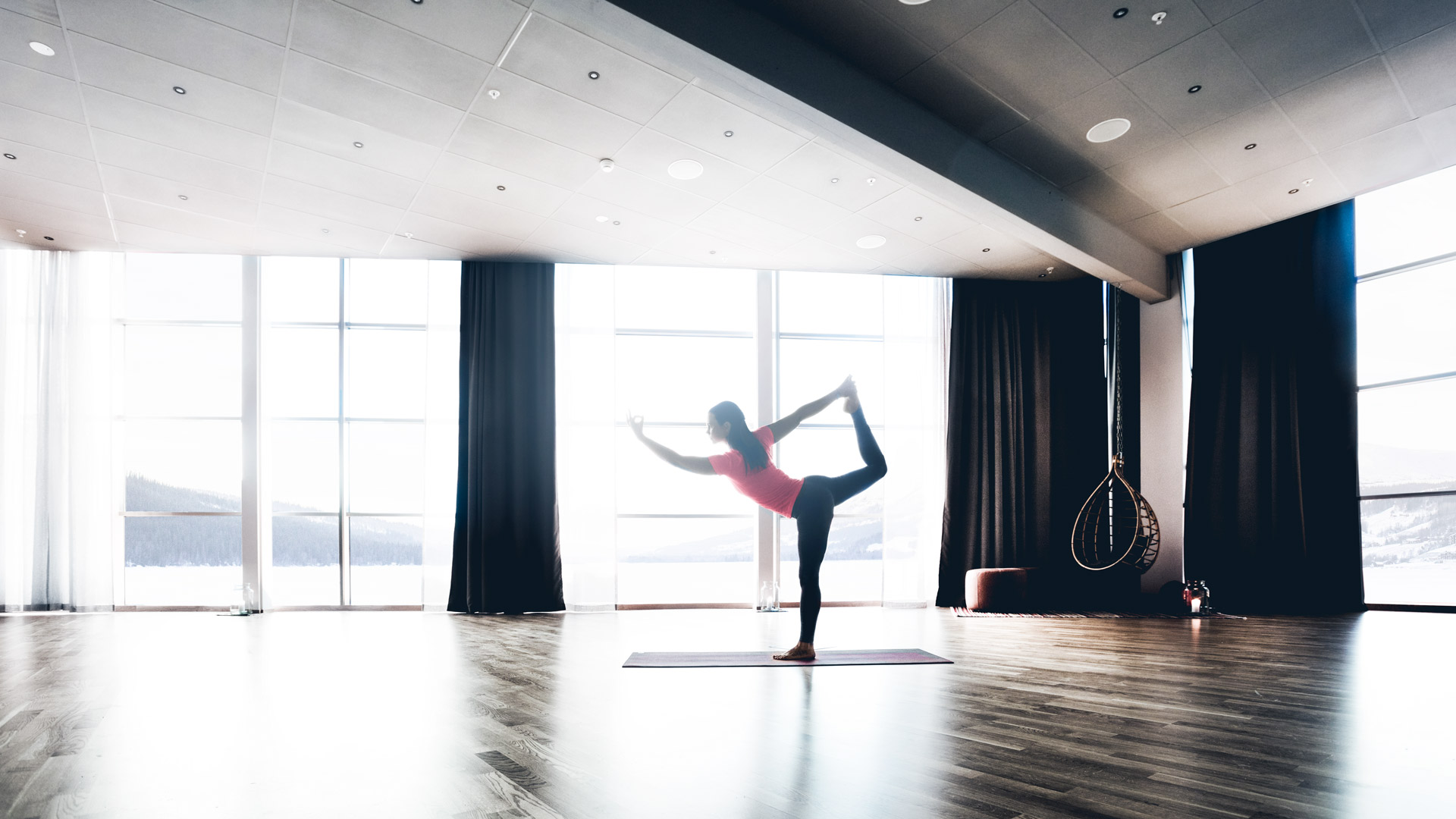 Yoga på SATS i Åre - ett exempel på lugna sommaraktiviteter