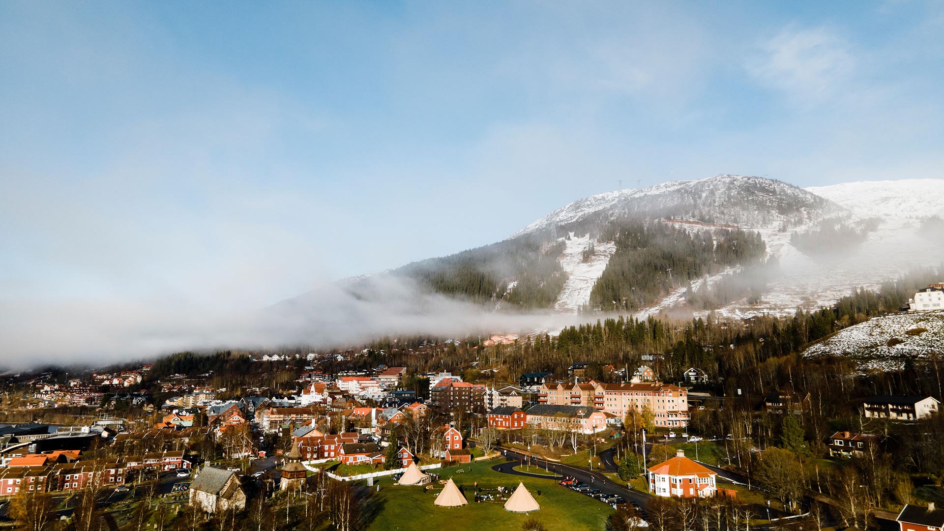 Åre från ovan i höstfärger
