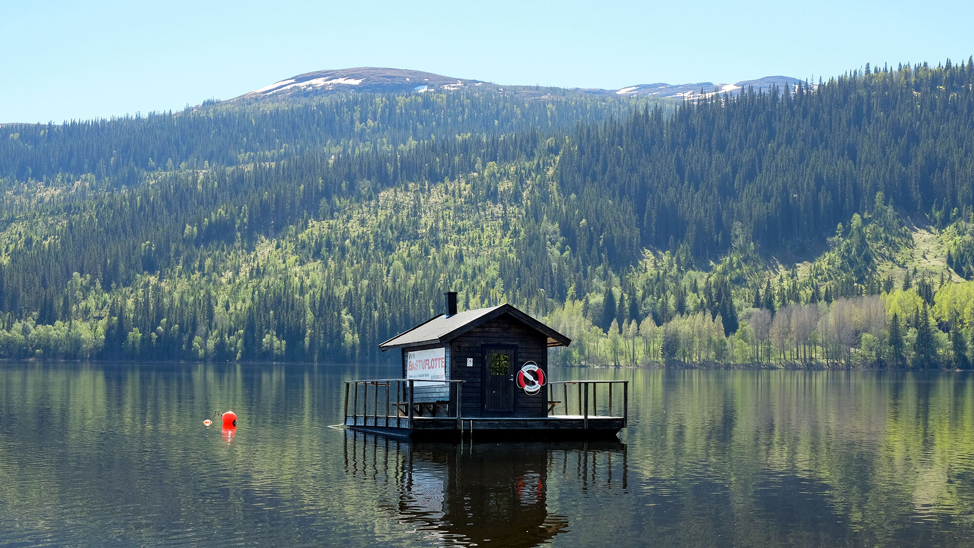 Bastuflotten ute i Åresjön